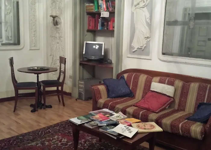 Miseria E Nobilta' 3* Napoli