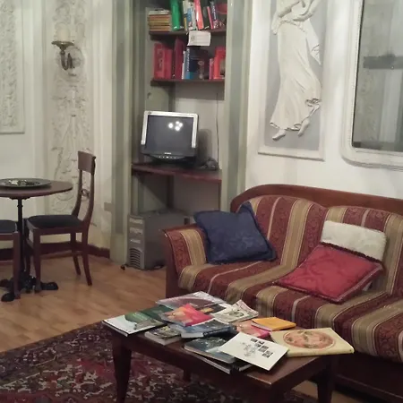 Miseria E Nobilta' 3* Νάπολη