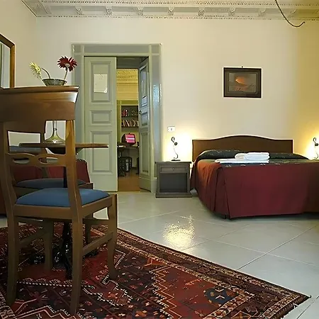 Miseria E Nobilta' 3*