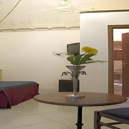 Miseria E Nobilta' Bed & Breakfast Napels