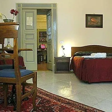 Miseria E Nobilta' Bed & Breakfast Naples