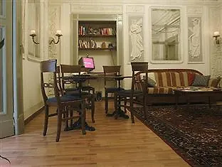 Miseria E Nobilta' Neapel