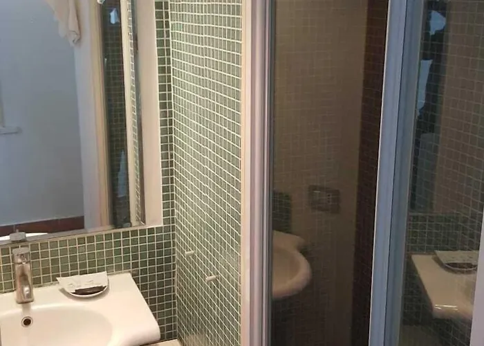 Miseria E Nobilta' 3*