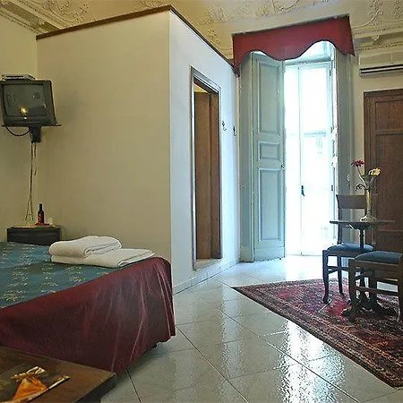 Miseria E Nobilta' 3*